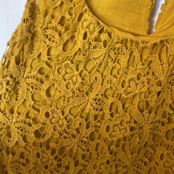 Lucky brand-mustard yellow lace tank -size XS - Picture 2 of 6